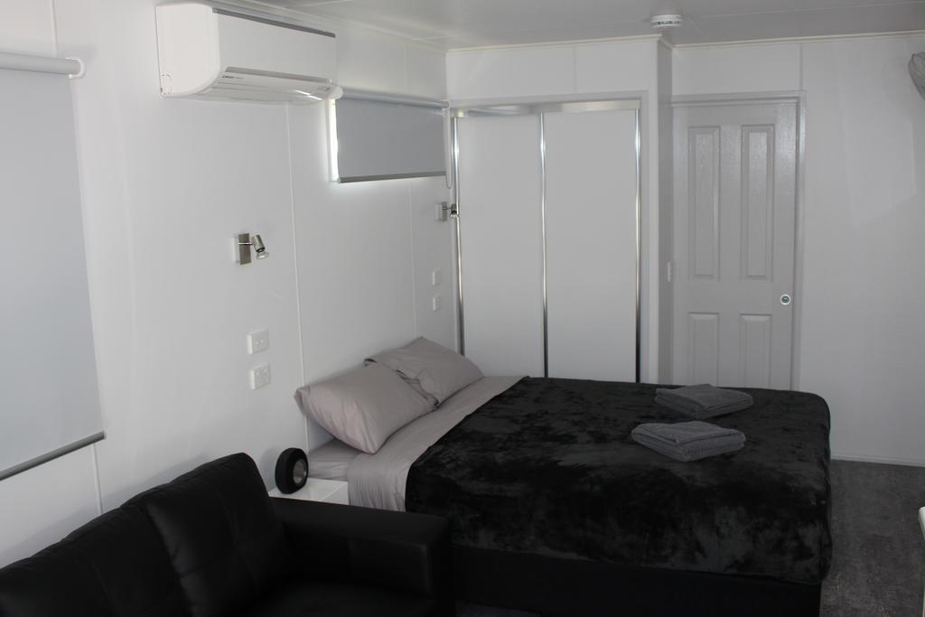 Huntsville Caravan Park Maryborough Bilik gambar
